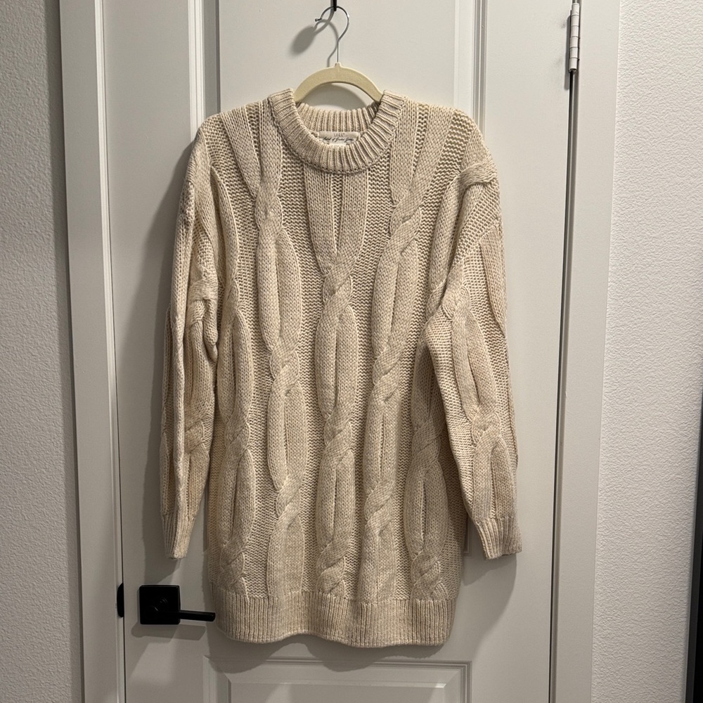 H&M Beige Knit Pullover